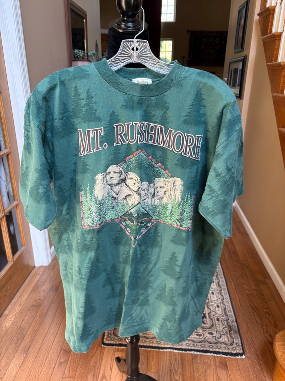 Vintage Mt. Rushmore Men's Graphic T-Shirt